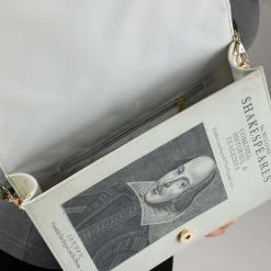 Shenzhen Daniel Bags & Cases Co. Ltd Shakespeare Book Costume Purse -Cheap Halloween Store shakespeare book bag alt 3
