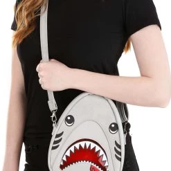 Suzhou Zhongsheng Imp & Exp Co., Ltd Shark Attack Purse